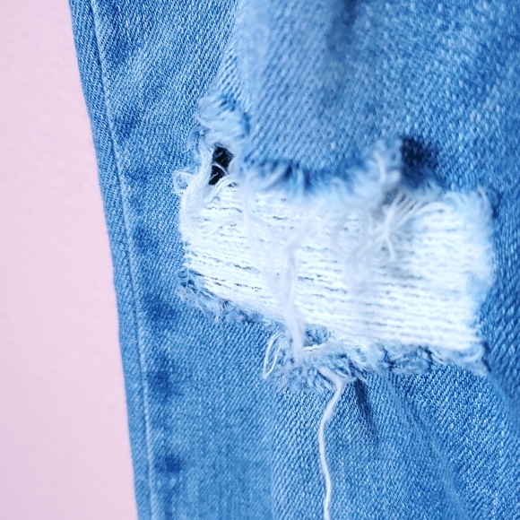 Paige Verdugo Ankle Skinny Jeans in Ariza Destructed - Picture 6 of 12